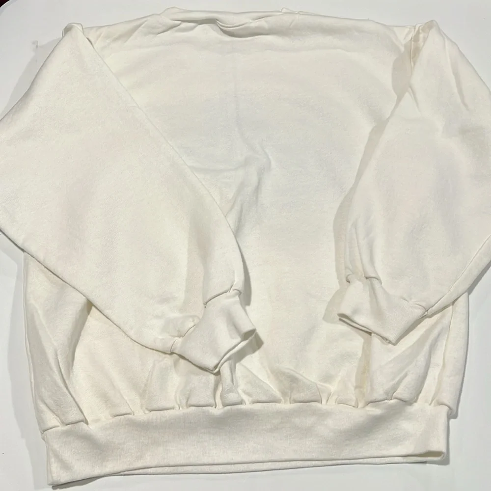 Victoria Joys - l white Santa sweater, screen‎ print, vintage